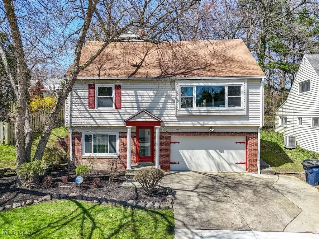 Beachwood, OH 44122,23703 Glenhill DR