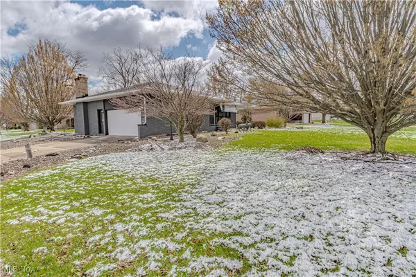 North Royalton, OH 44133,9135 Vista DR