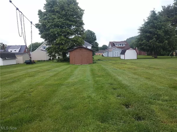 Waynesburg, OH 44688,120 N McKinley AVE