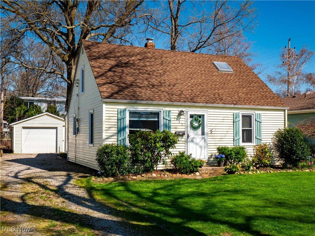 Avon Lake, OH 44012,147 Englewood DR