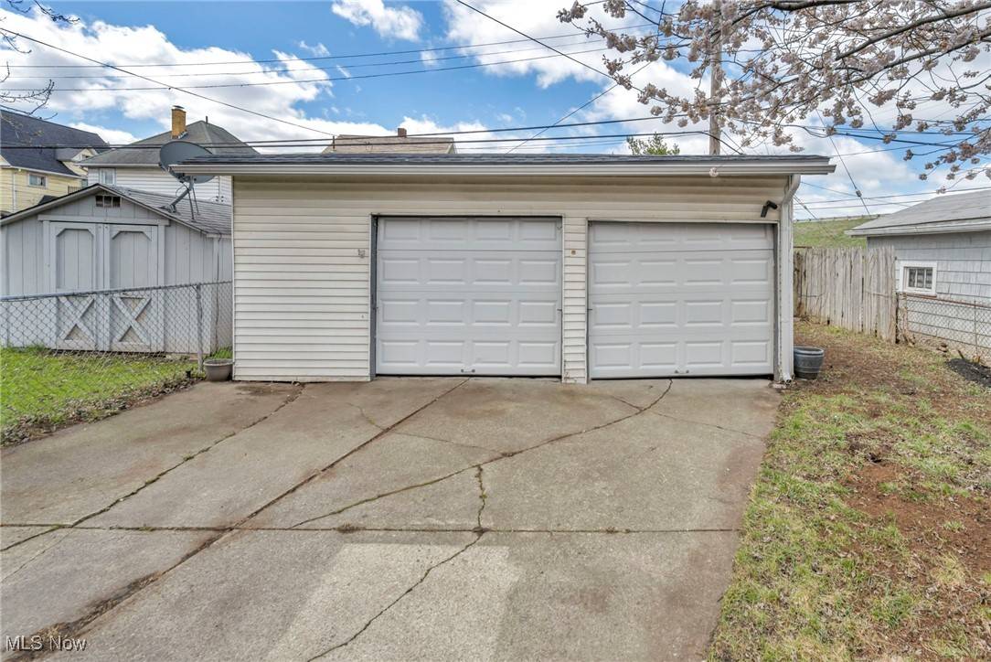 Cleveland, OH 44111,3112 W 100th ST