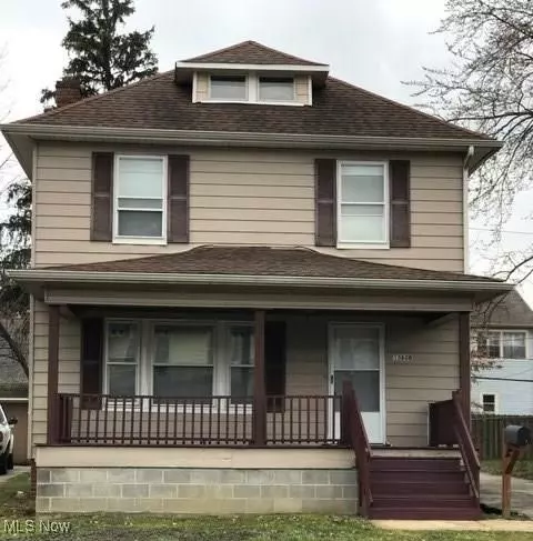 13808 S Parkway DR, Garfield Heights, OH 44105