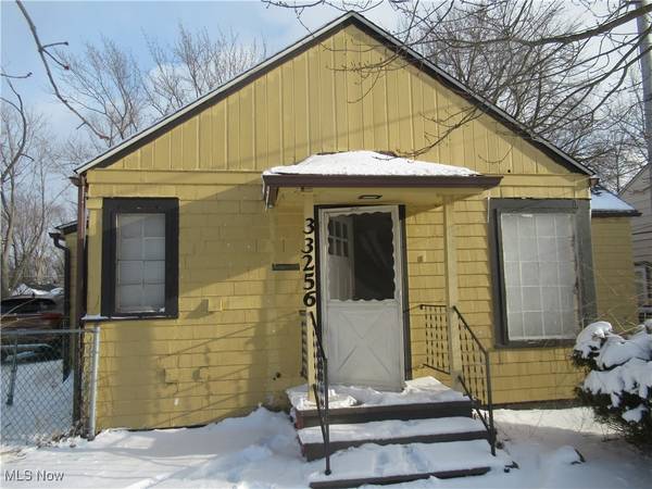 33256 Willowick DR, Eastlake, OH 44095
