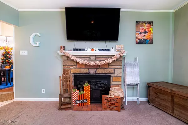 Coshocton, OH 43812,725 Sunset TER