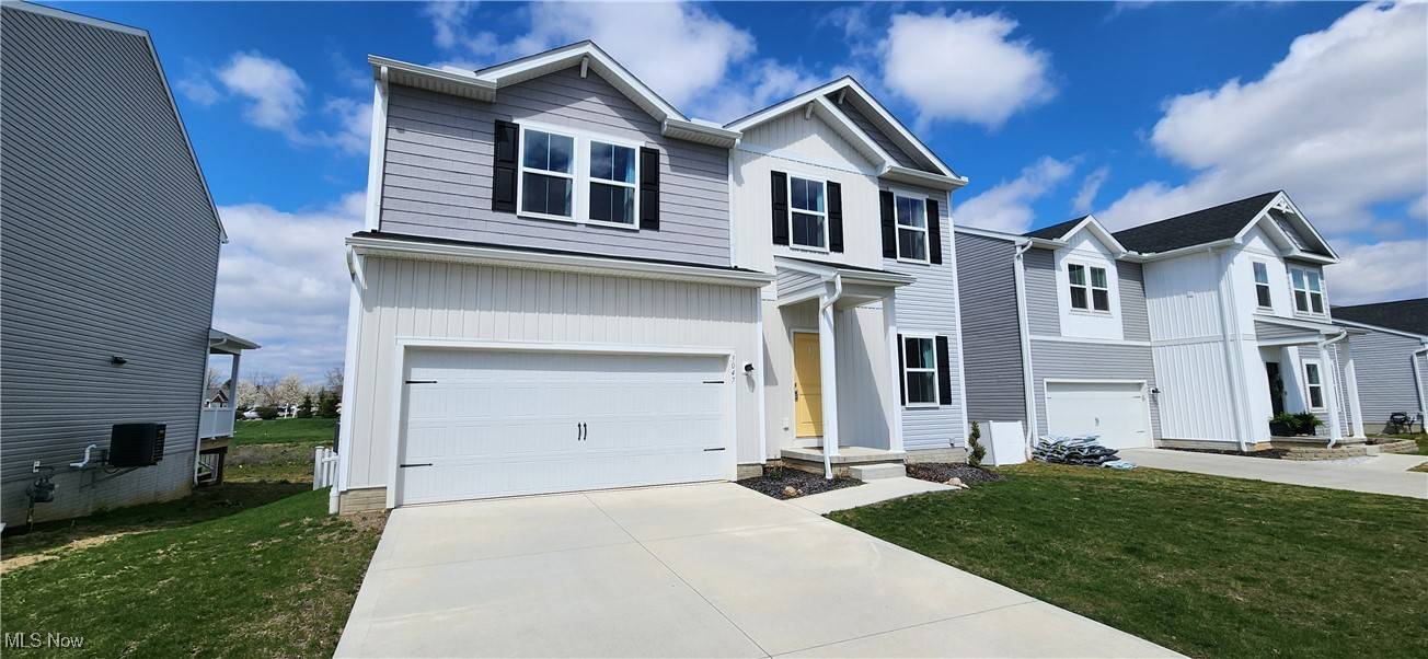 Louisville, OH 44641,3047 Mcintosh DR NE