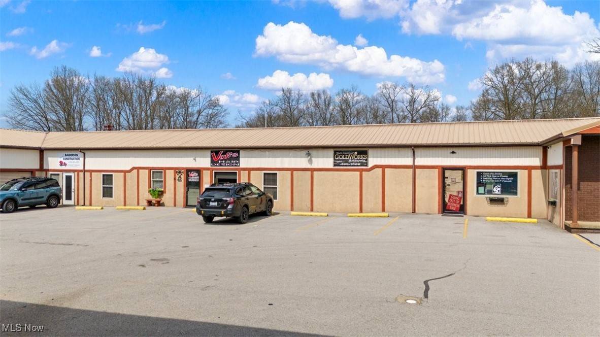 Mineral Wells, WV 26150,1715 Elizabeth PIKE