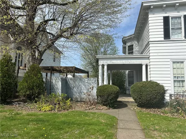 Barnesville, OH 43713,410 N Chestnut ST