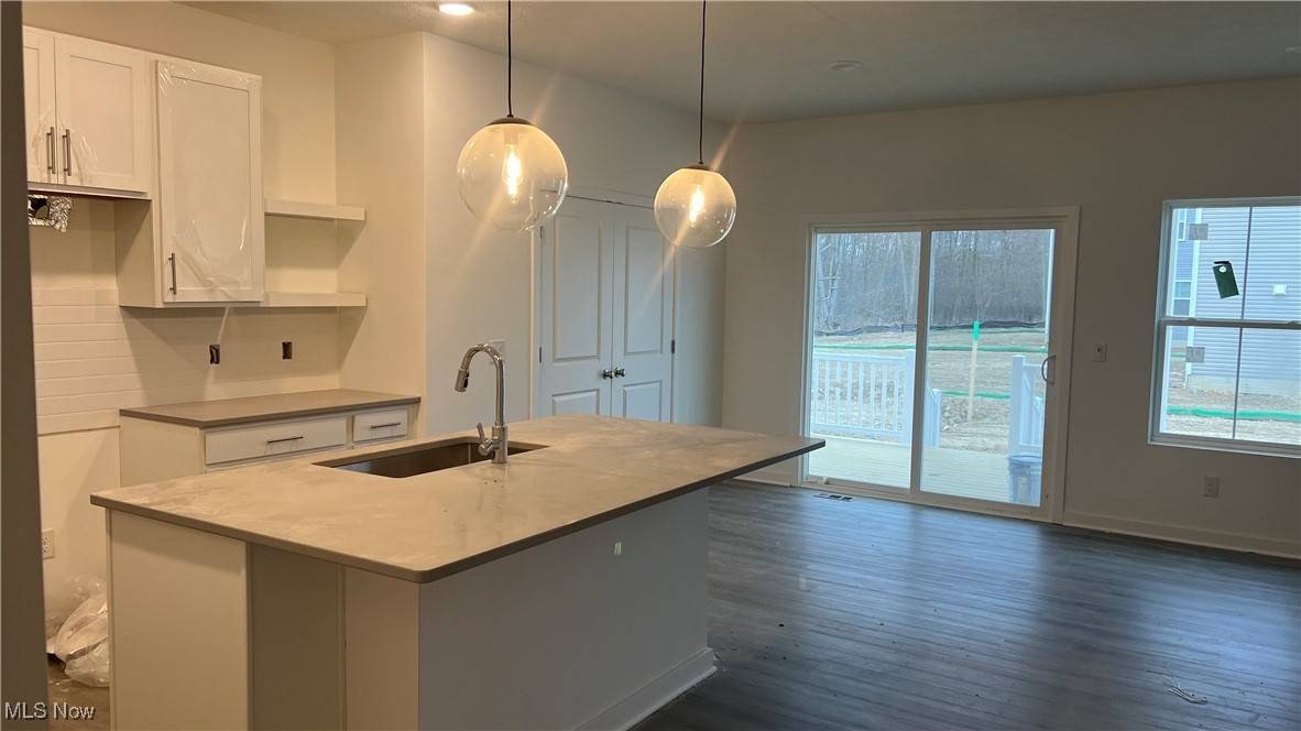 Elyria, OH 44035,604 Cedarwood TRL
