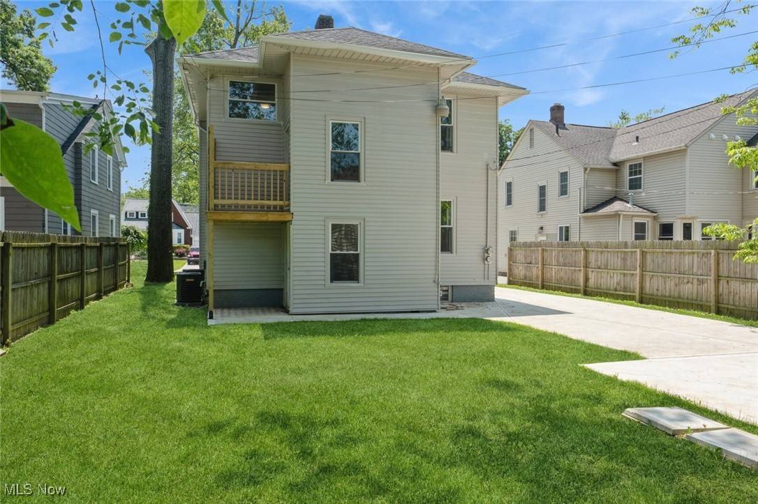 Elyria, OH 44035,338 Denison AVE