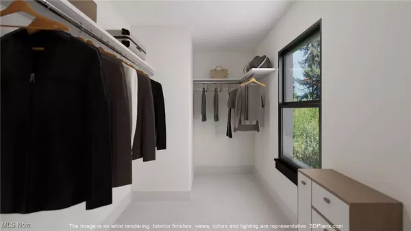 Cuyahoga Falls, OH 44221,1734 Front ST #35