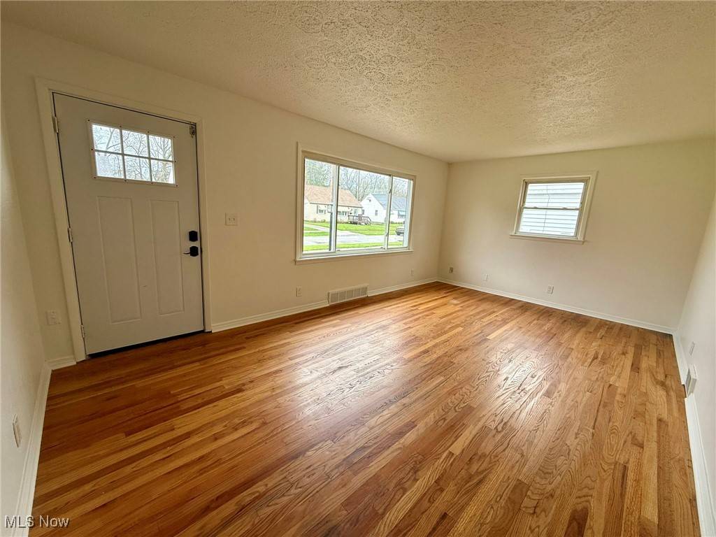 Warren, OH 44483,1761 Irene AVE NE