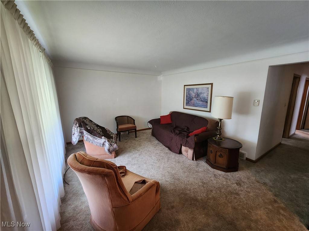 Garfield Heights, OH 44125,5373 E 131st ST