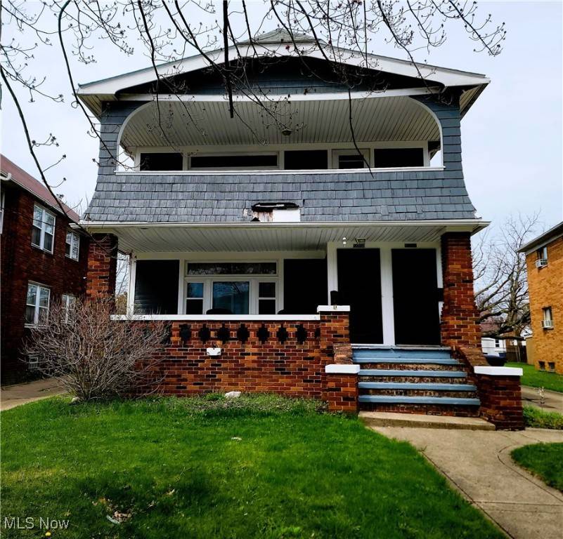 5002 Archmere AVE, Cleveland, OH 44144
