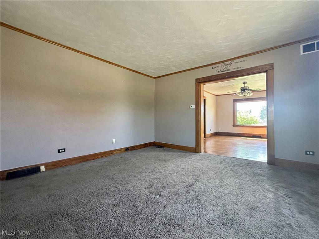 Niles, OH 44446,2101 Robbins AVE
