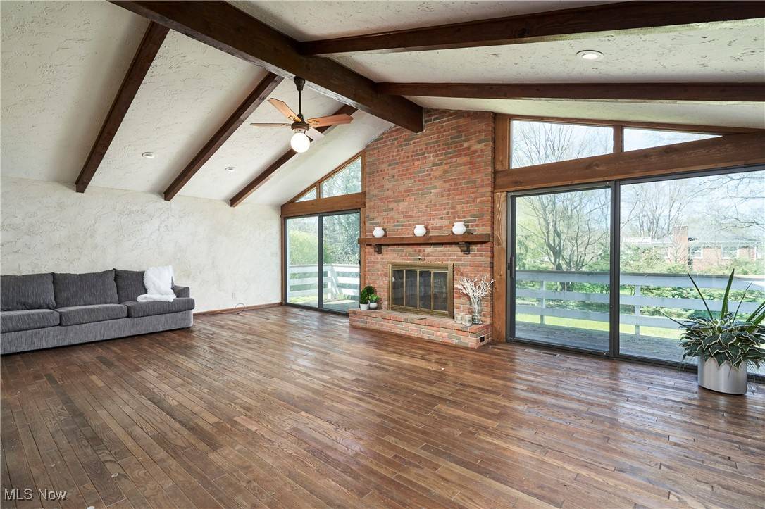 Akron, OH 44313,2319 Chatham RD