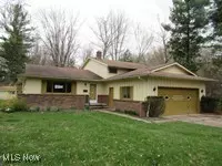 Olmsted Falls, OH 44138,9036 Lindbergh BLVD