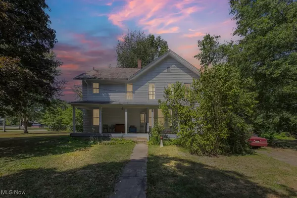 6727 Waterloo RD, Atwater, OH 44201