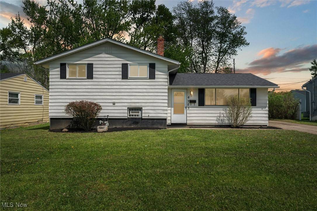 6705 Tupelo DR, Bedford Heights, OH 44146