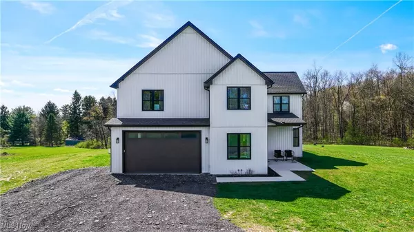 4620 Pioneer TRL, Mantua, OH 44255