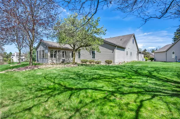Strongsville, OH 44149,19292 Charter LN