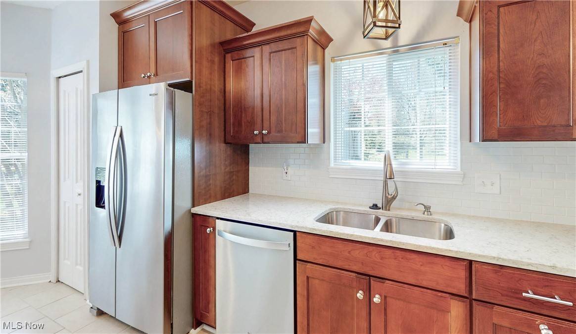 Sagamore Hills, OH 44067,8508 Waterside DR
