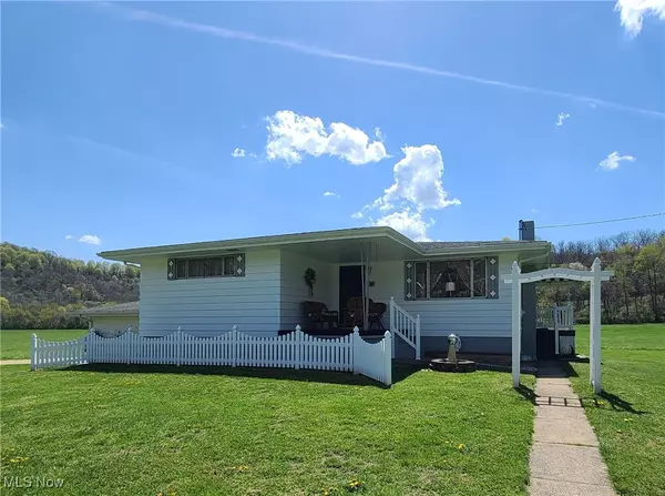 332 Township Road 153, Adena, OH 43901