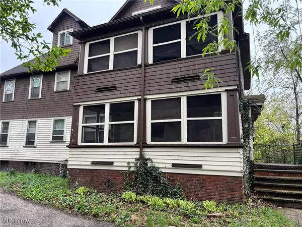 Cleveland Heights, OH 44106,2628 Euclid Heights BLVD