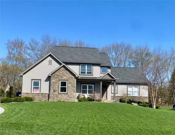 8588 Catarina PL, Poland, OH 44514