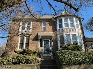 New Concord, OH 43762,165 W Main ST