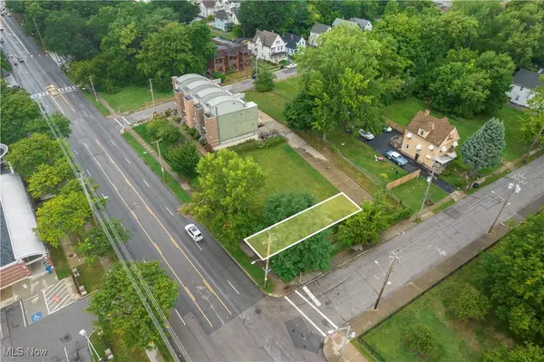 Cleveland, OH 44106,10217 Superior AVE