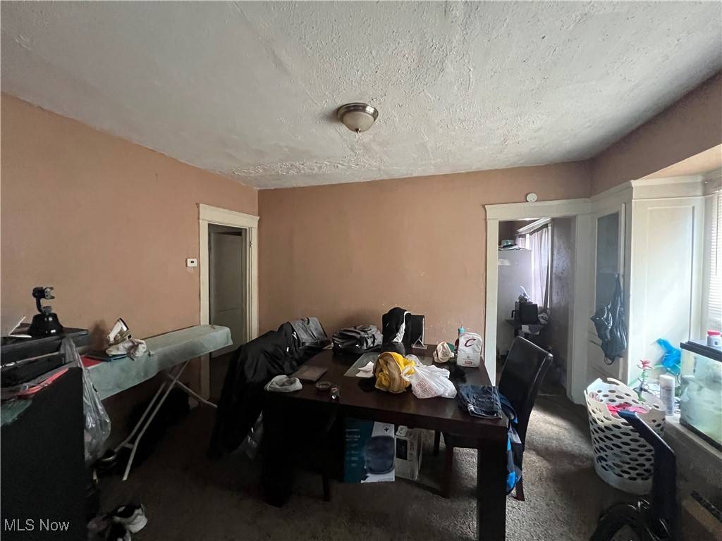 Cleveland, OH 44108,11805 Chesterfield AVE