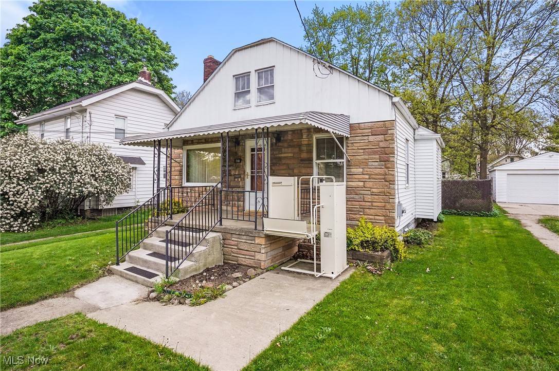 Akron, OH 44310,710 Damon ST