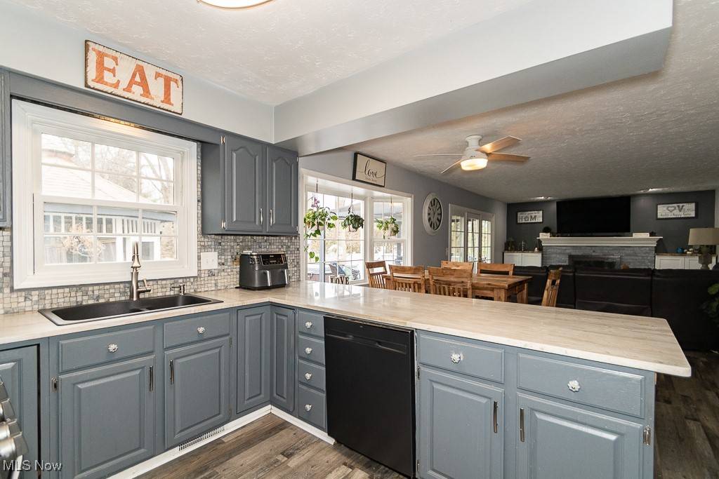 Mentor, OH 44060,9283 Cherrystone DR