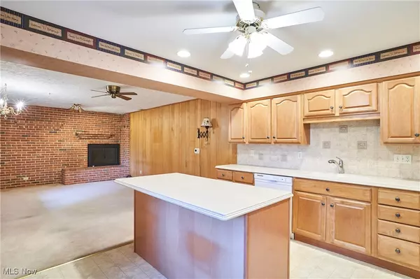 Copley, OH 44321,4307 Paxton RD