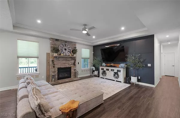 Grafton, OH 44044,35558 Crystal Creek CT
