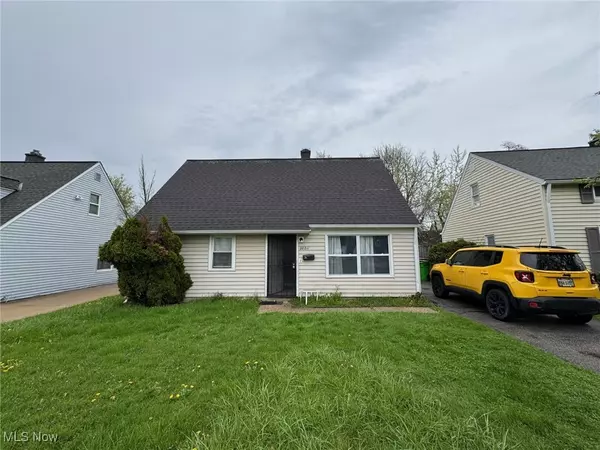 20211 Longbrook RD, Warrensville Heights, OH 44128