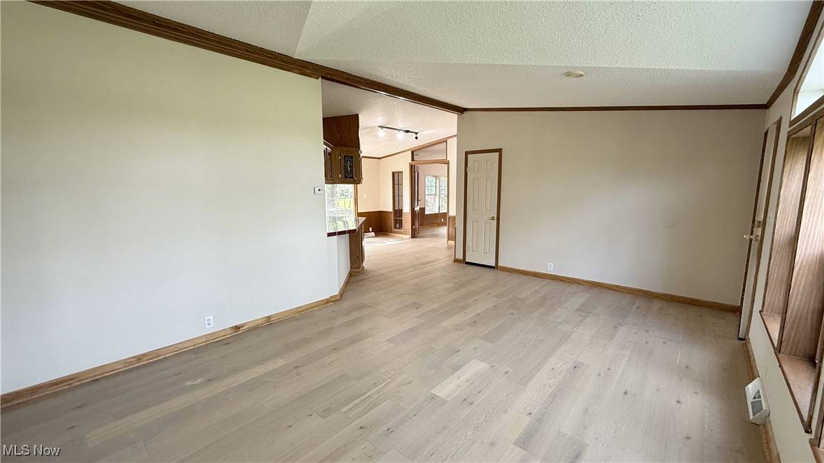 Atwater, OH 44201,553 Porter RD