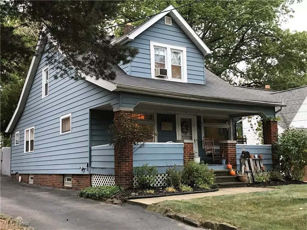 South Euclid, OH 44121,4537 E Berwald RD