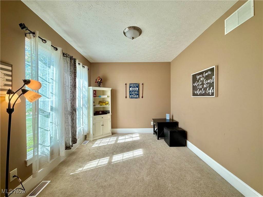 Medina, OH 44256,6133 Tyndale LN