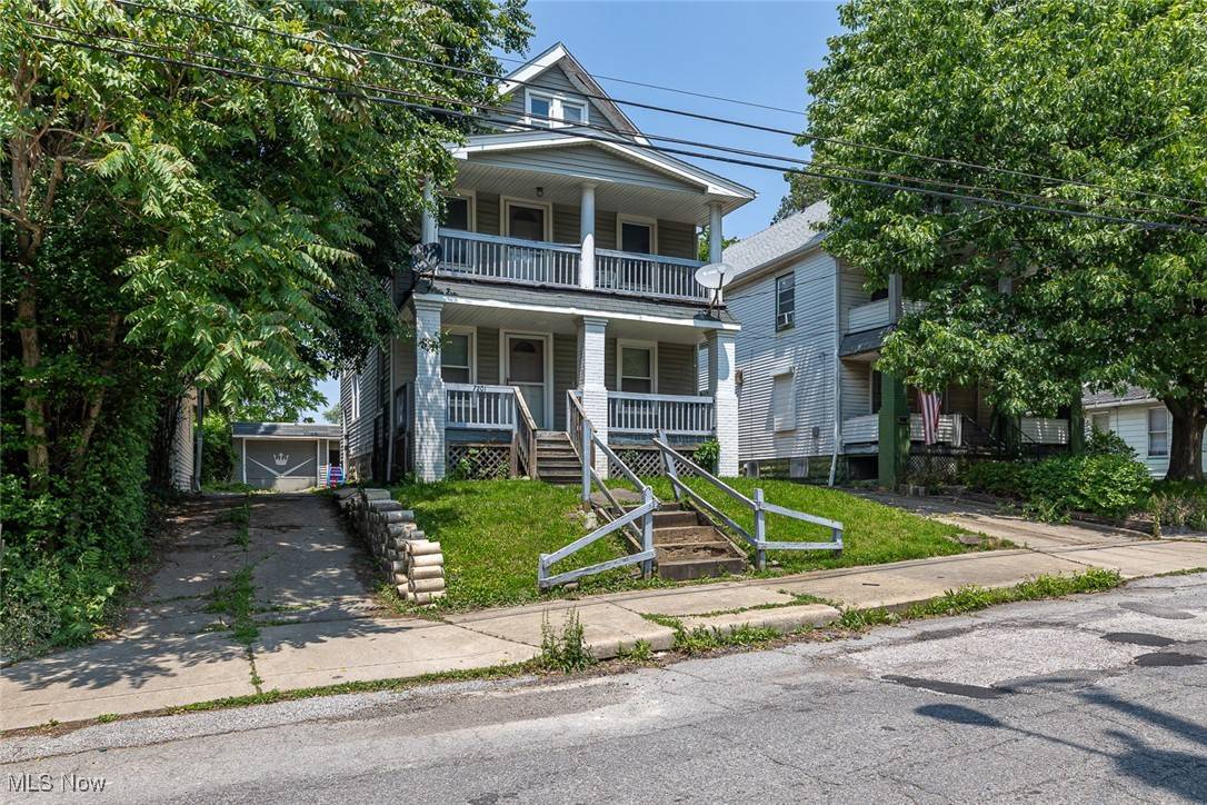 Cleveland, OH 44105,7201 clement AVE