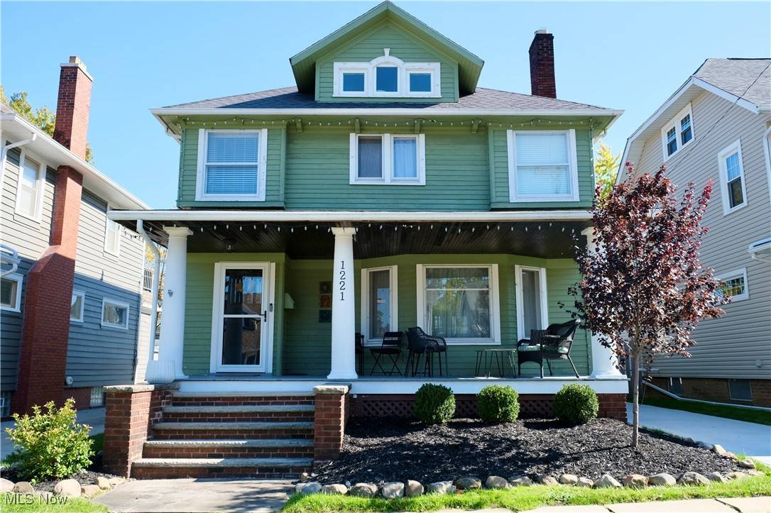 1221 Virginia AVE, Lakewood, OH 44107
