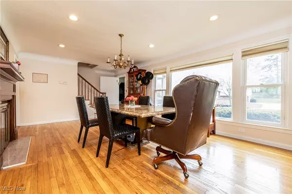 Beachwood, OH 44122,2172 Lyndway RD