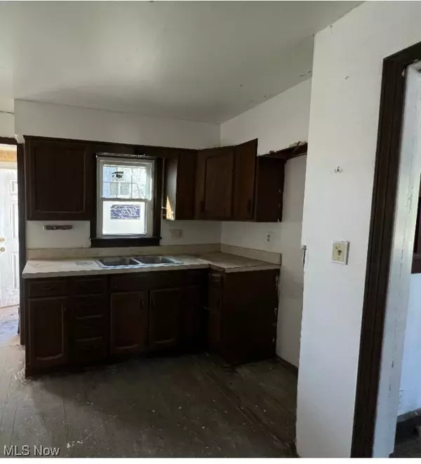 Youngstown, OH 44505,2428 Wydesteel AVE