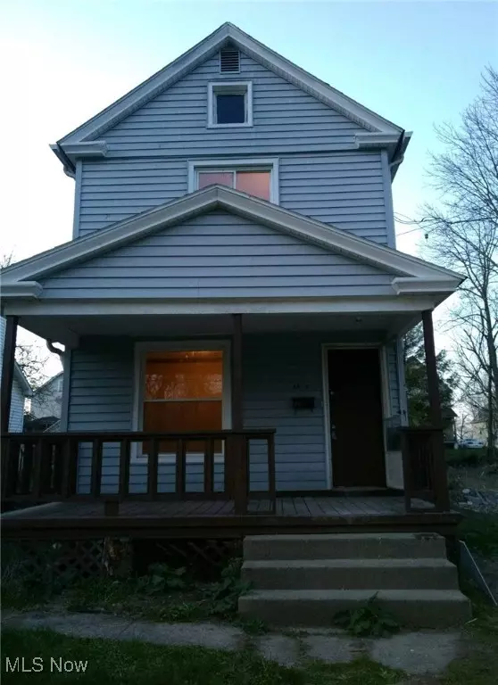 Youngstown, OH 44509,1596 1st ST