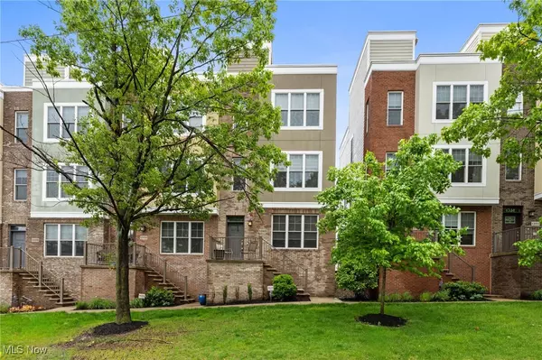 1343 W Clifton BLVD, Lakewood, OH 44107