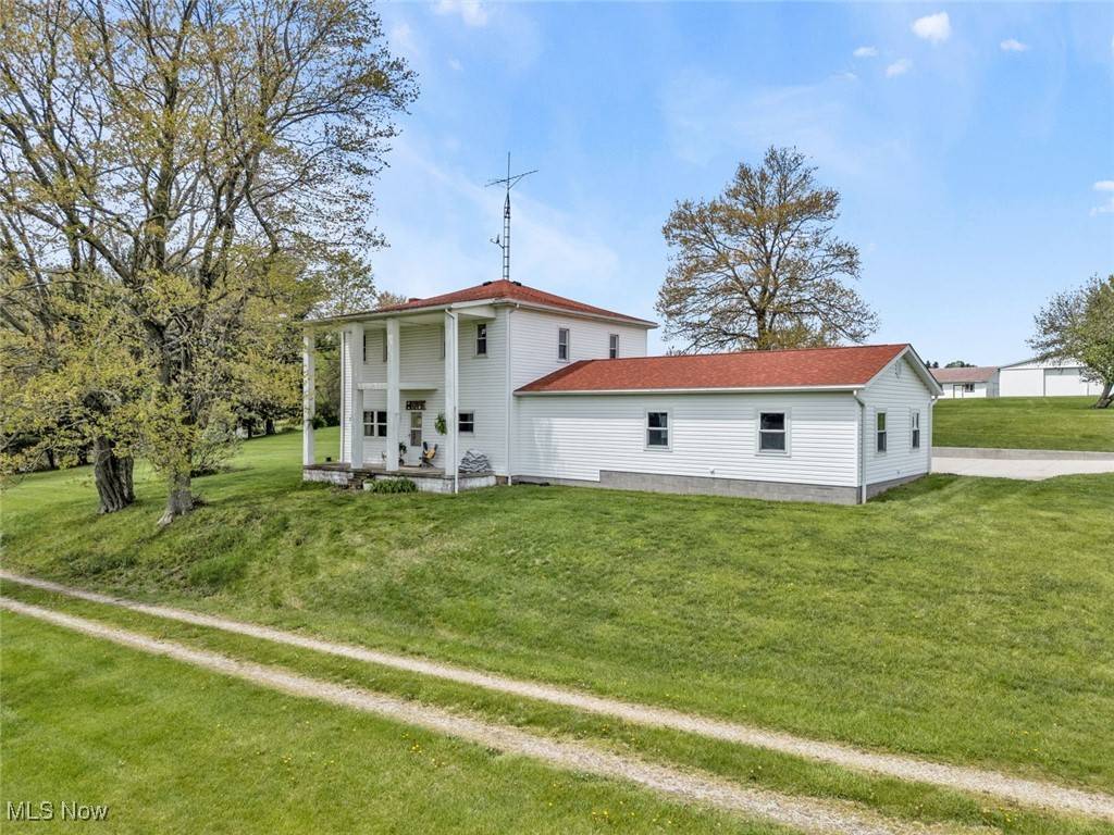 1250 Alamo RD SE, Carrollton, OH 44615