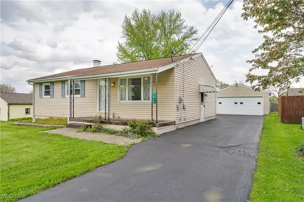 Mcdonald, OH 44437,1015 Annabelle ST