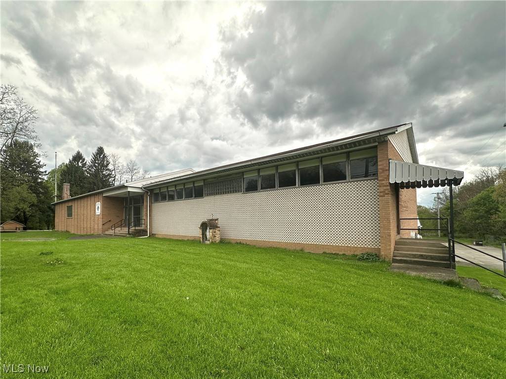 Niles, OH 44446,1024 Vienna AVE
