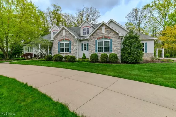 Kirtland, OH 44094,10163 Courtney LN