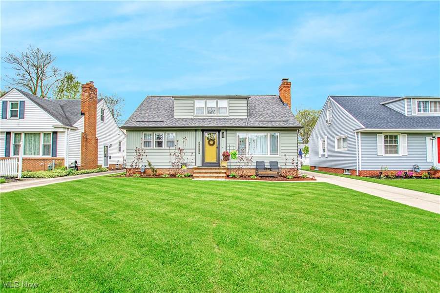 16419 Parklawn AVE, Middleburg Heights, OH 44130
